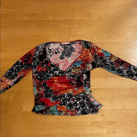 4/$20 Tango Mango Multi Color Patterned Top - Picture 1 of 5